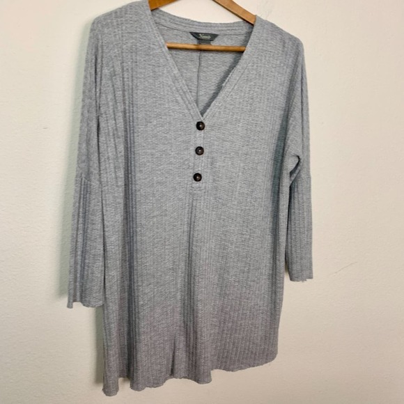 Natural Reflections Long Sleeve Button Up Long Sleeve Waffle Knit Top - Picture 2 of 10